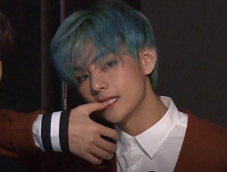 vlive.com/BTS