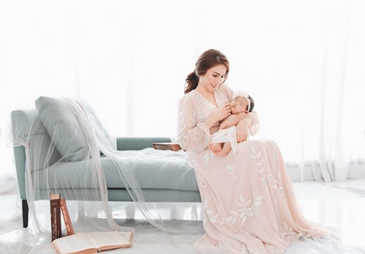 instagram.com/therealmomogeisha