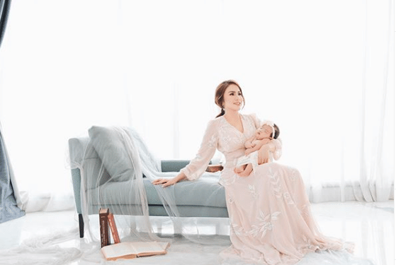 instagram.com/therealmomogeisha