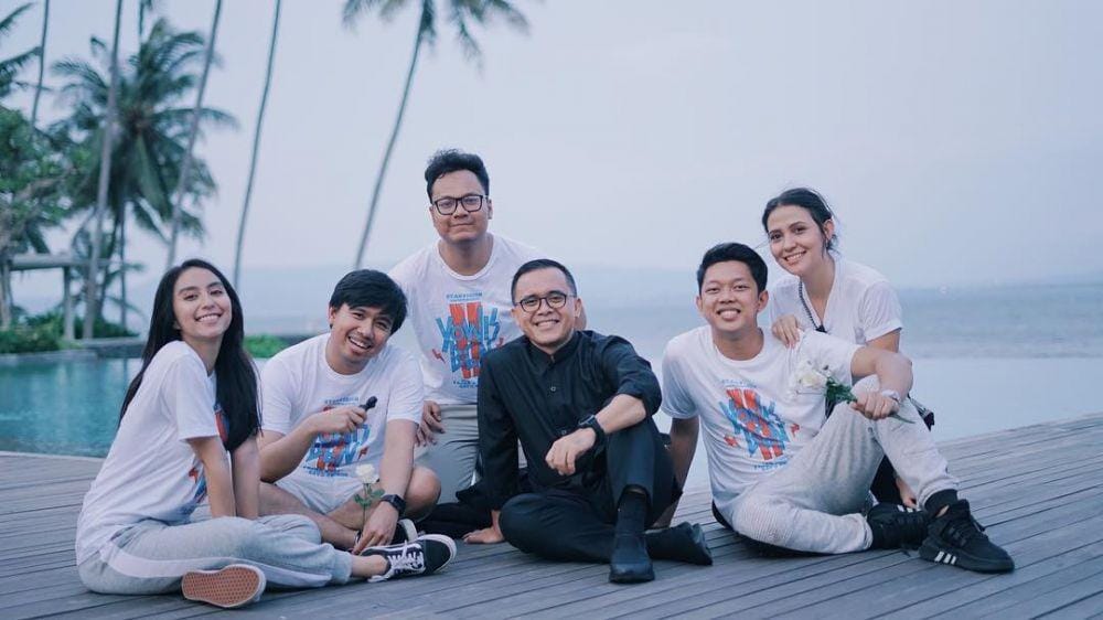 instagram.com/moektito