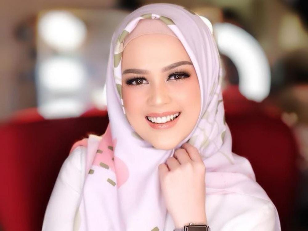 instagram.com/cutratumeyriska