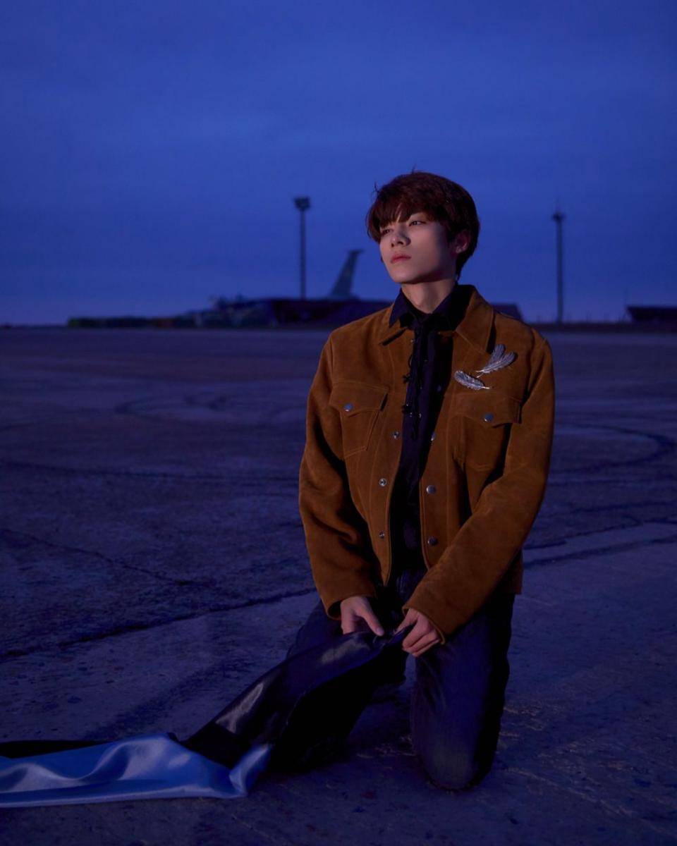 twitter.com/WayV_official