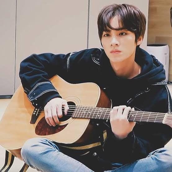 twitter.com/gothlordjohnny