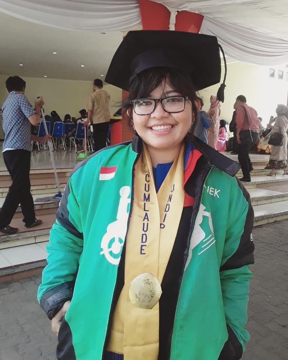 instagram.com/leony_panjaitan