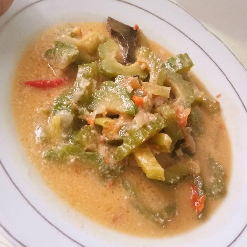 instagram.com/ummu_annisa_arif_ahmad