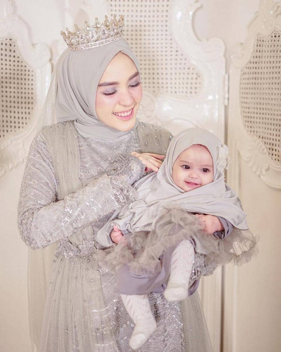 Instagram/shireenamirahafa