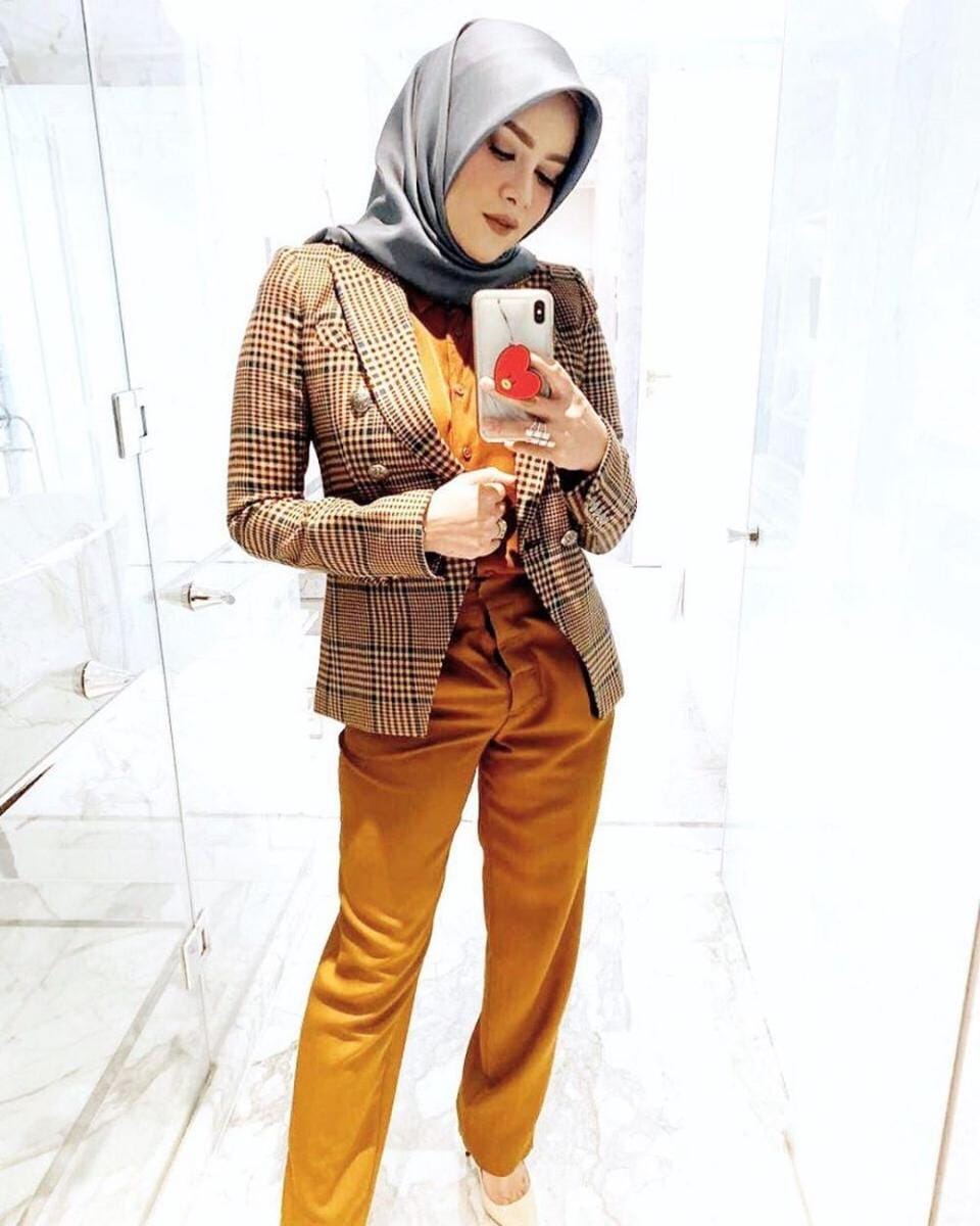 Instagram/ollaramlanaufar