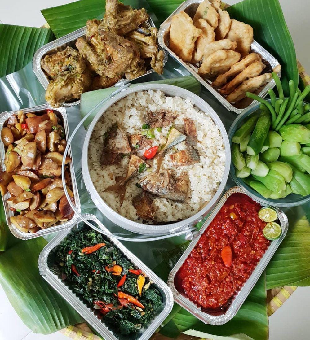 instagram.com/dessyandiniw