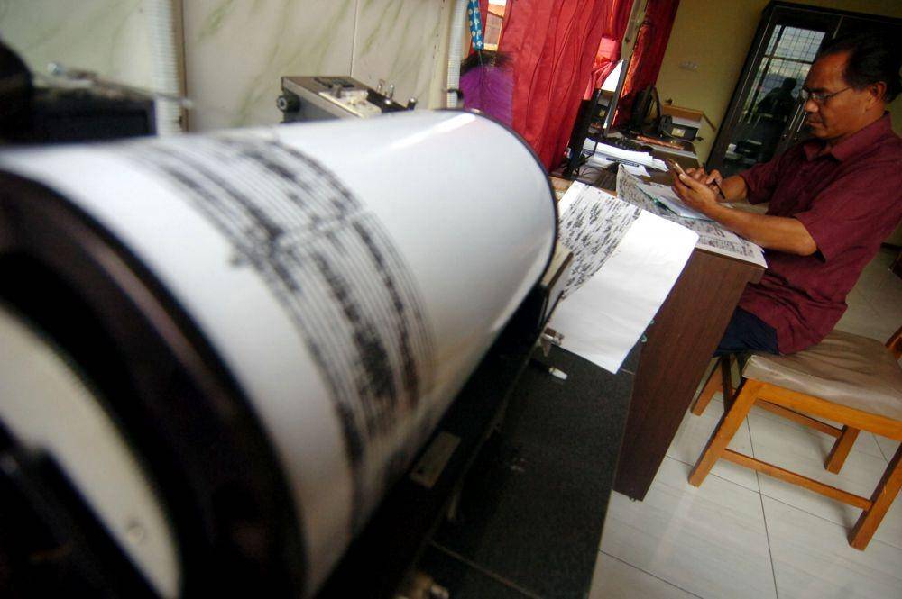 Ilustrasi gempa, ANTARA FOTO/Oky Lukmansyah