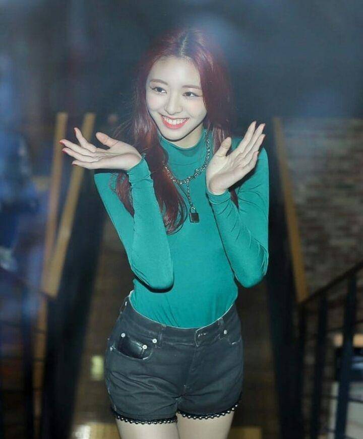 Instagram.com/itzy.yunaa