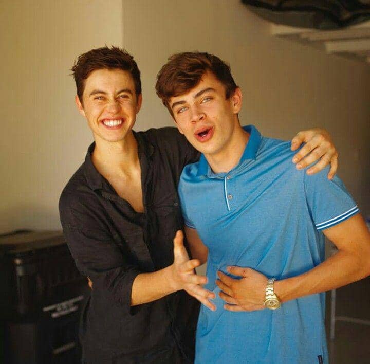 Instagram.com/nashgrier