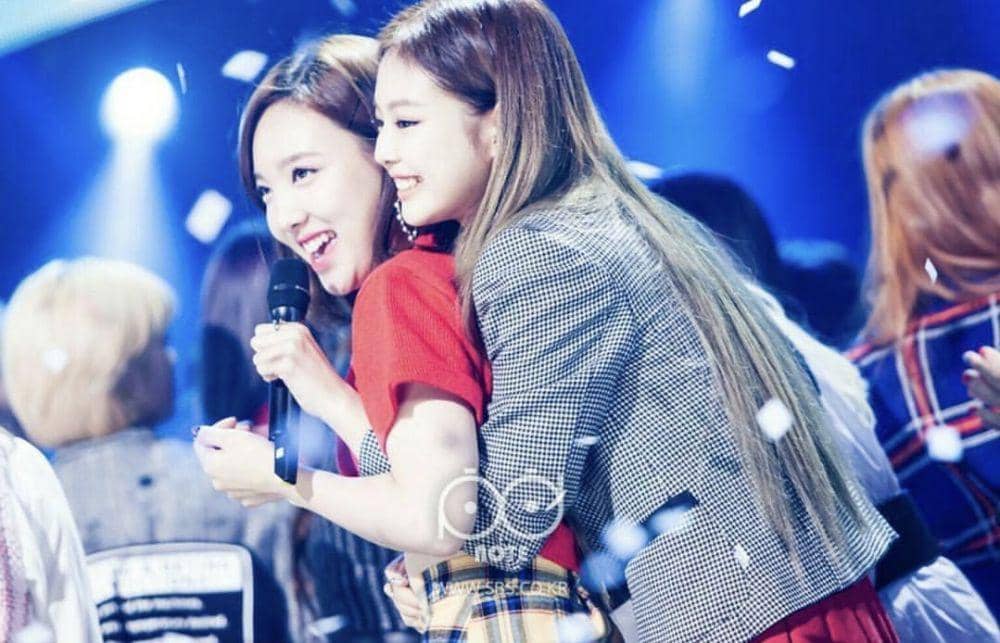 twitter.com/Fandeukie4Ever