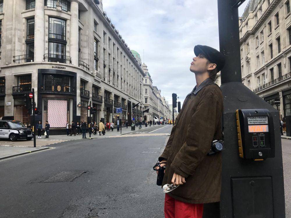 twitter.com/BTS_twt