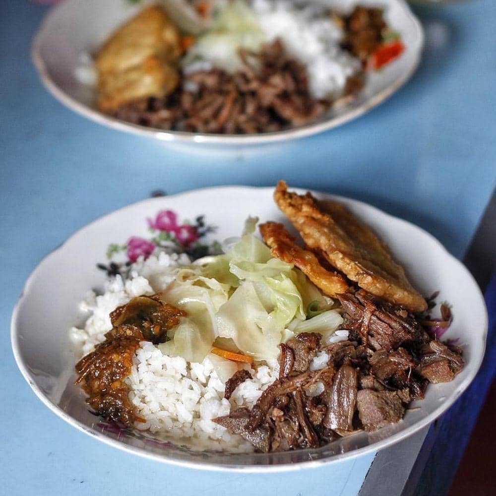 instagram.com/jogjaeaters