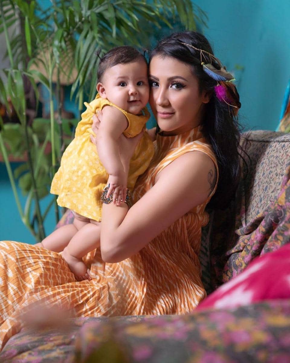 instagram.com/mrssharena