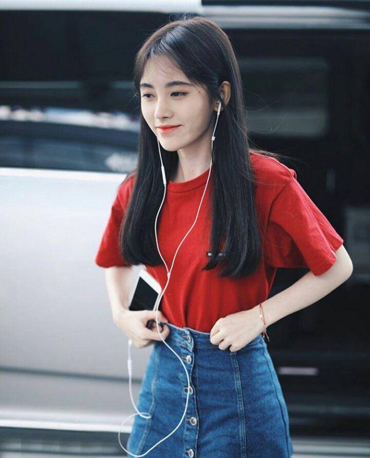 Instagram.com/Jujingyiofficiall
