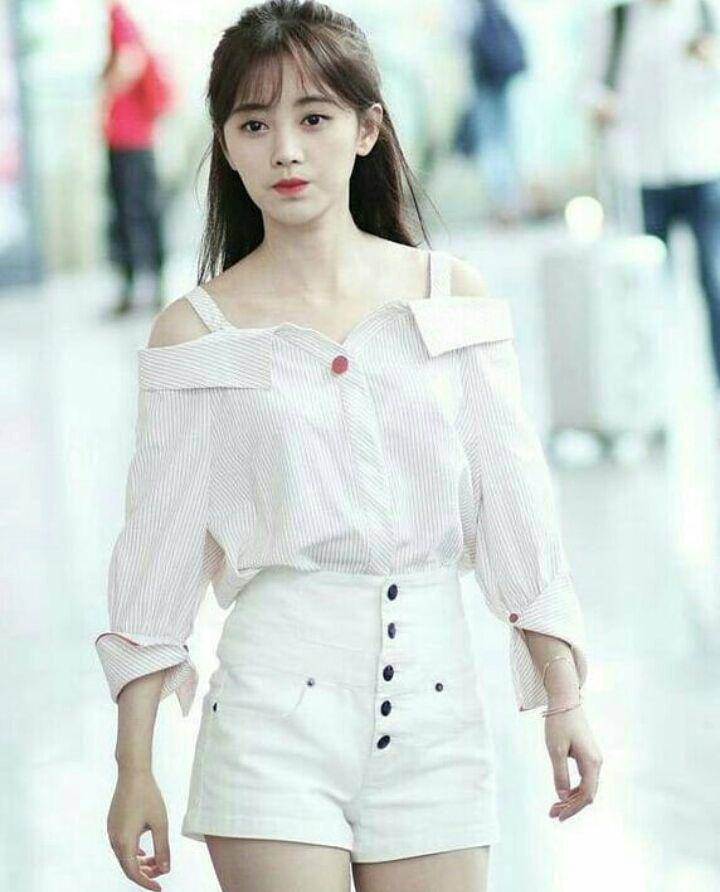 Instagram.com/Jujingyiofficiall