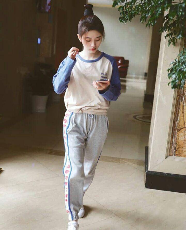 Instagram.com/Jujingyi_fanss