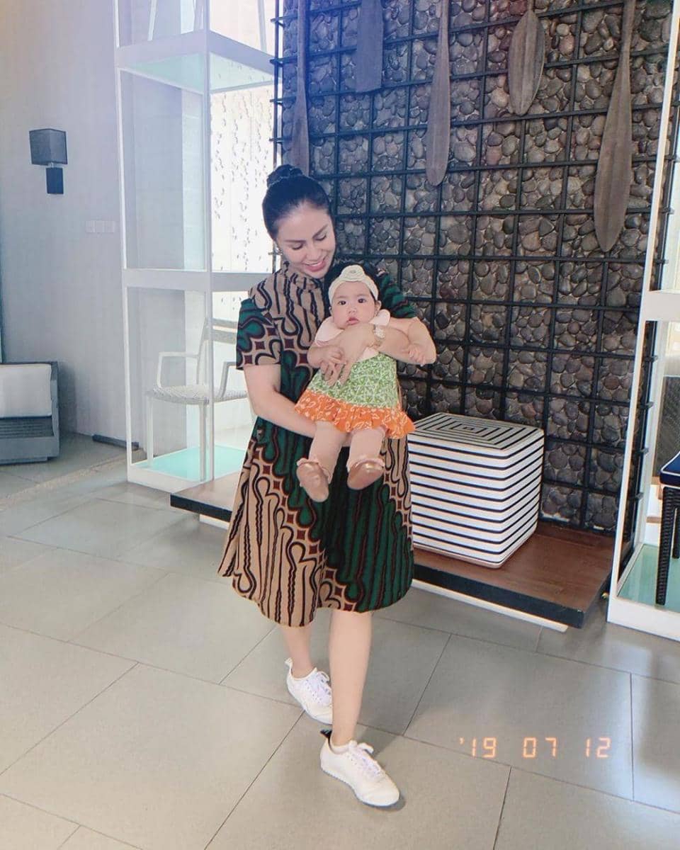 instagram.com/therealmomogeisha