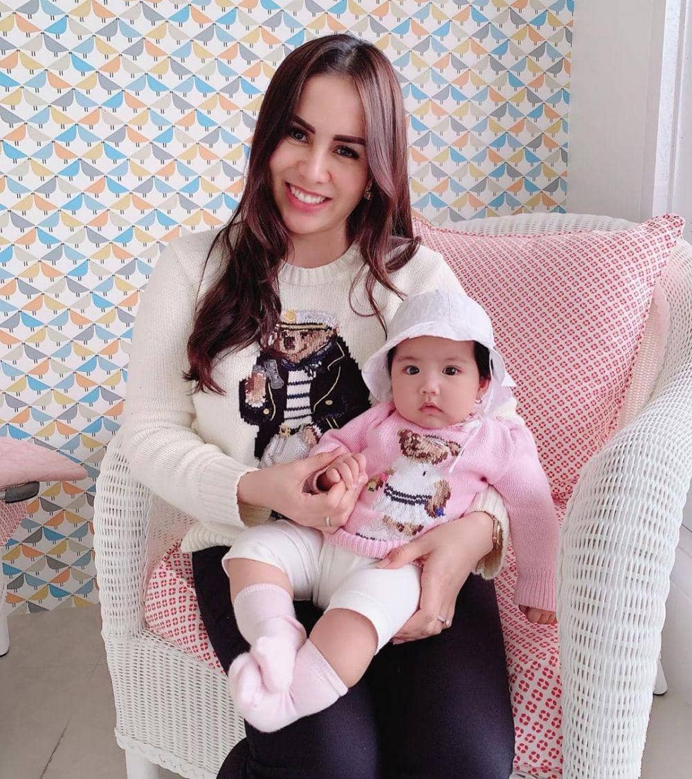 instagram.com/therealmomogeisha