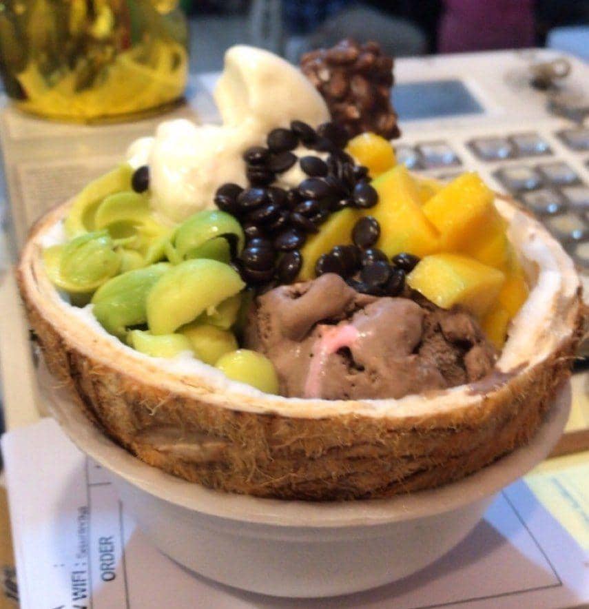 instagram.com/mangkok_kelapa