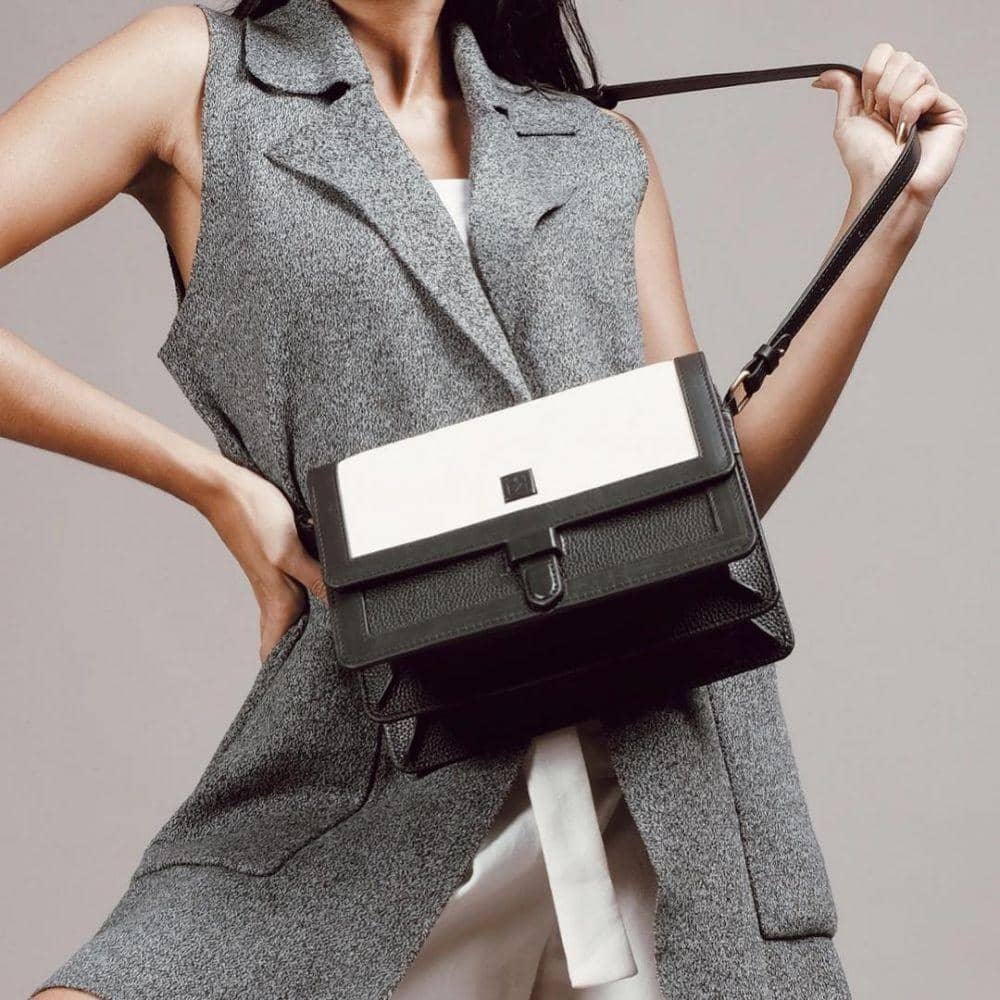 instagram.com/purotti