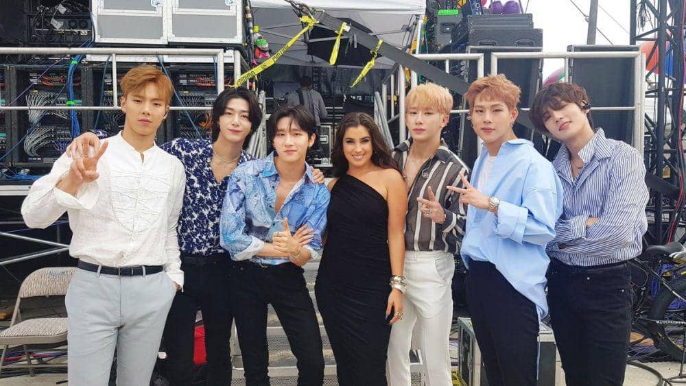 twitter.com/OfficialMonstaX