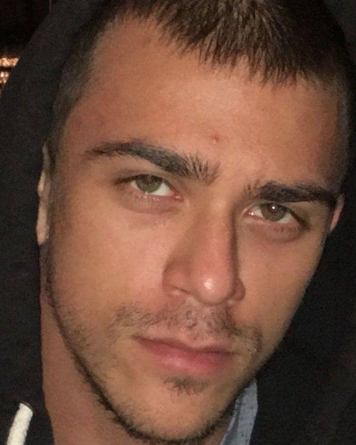 Instagram/ayukhadijahazha