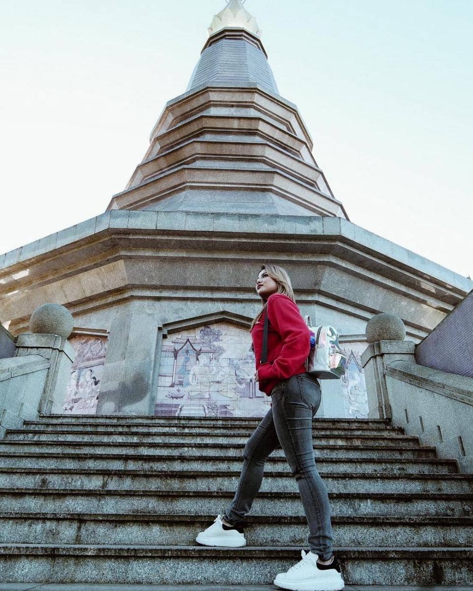 instagram.com/aurelie.hermansyah