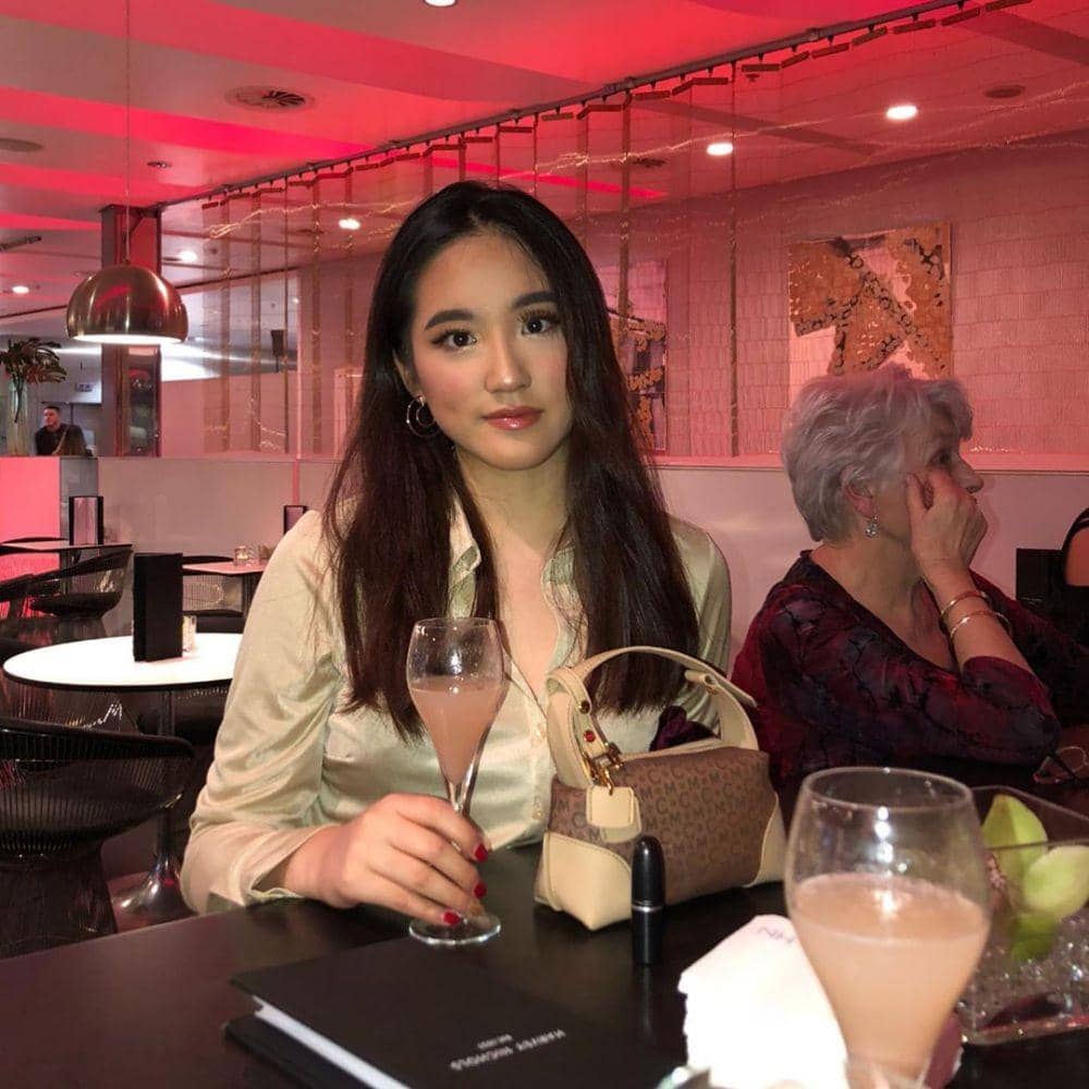 instagram.com/bonjavenue