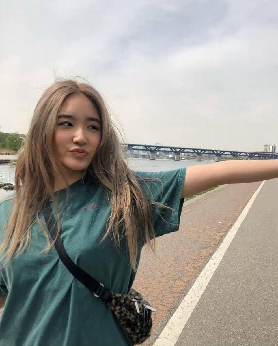 instagram.com/bonjavenue