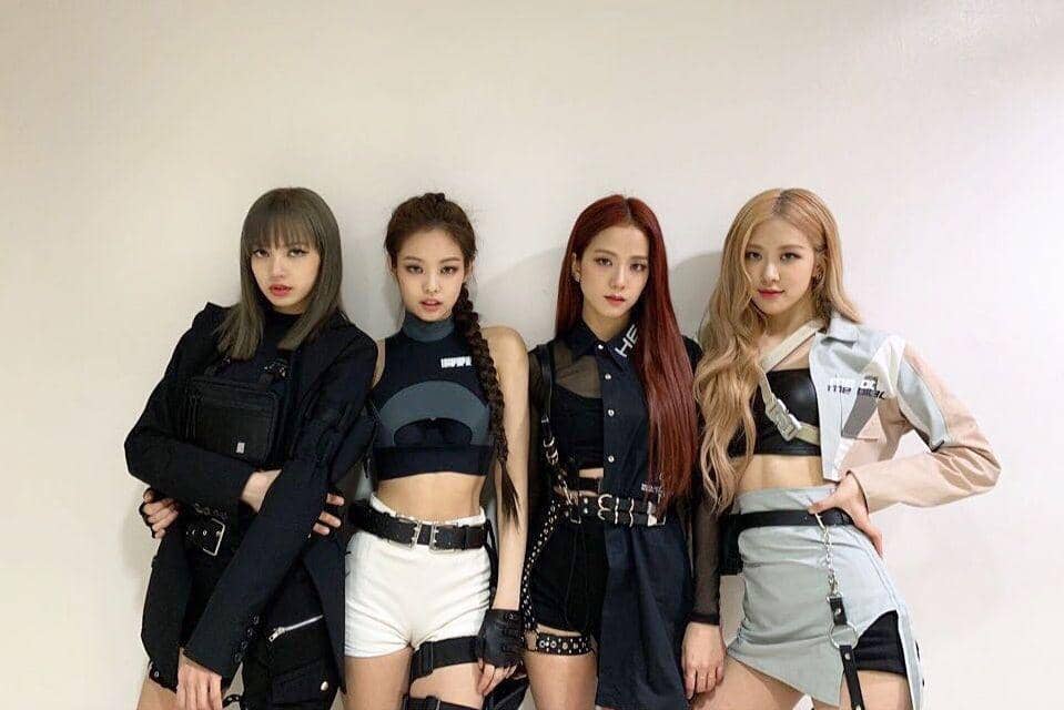 instagram.com/blackpinkofficial