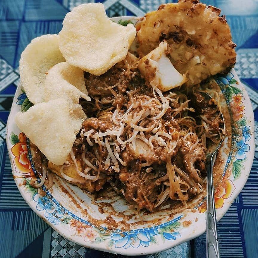 instagram.com/moi.foodjourney