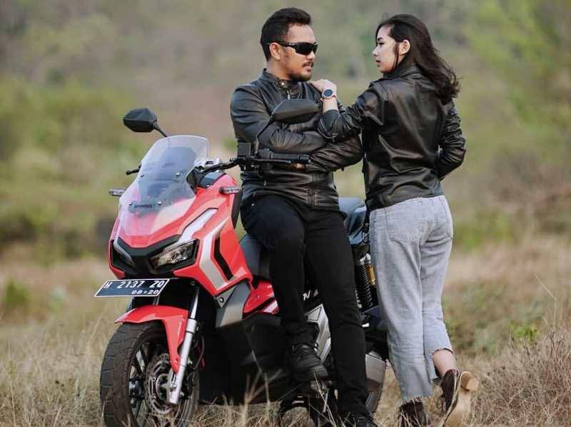 instagram.com/adheniarjm