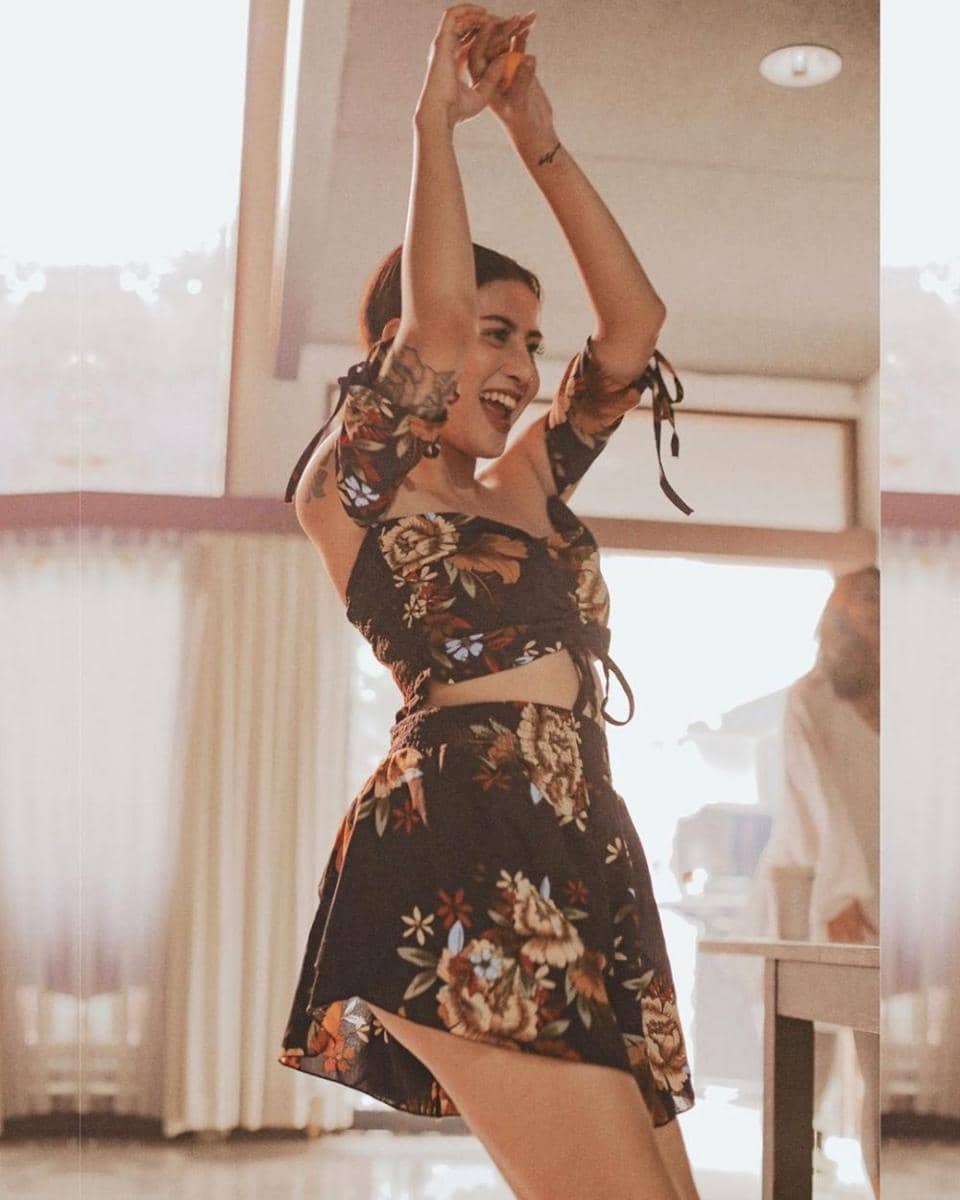 Instagram.com/awkarin