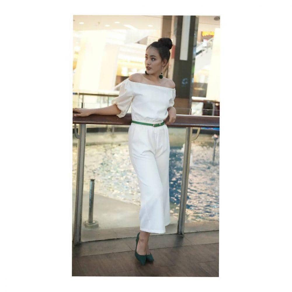 instagram.com/mawar_eva