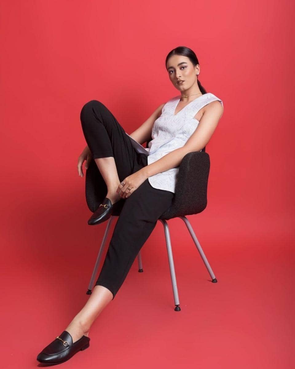 instagram.com/mawar_eva