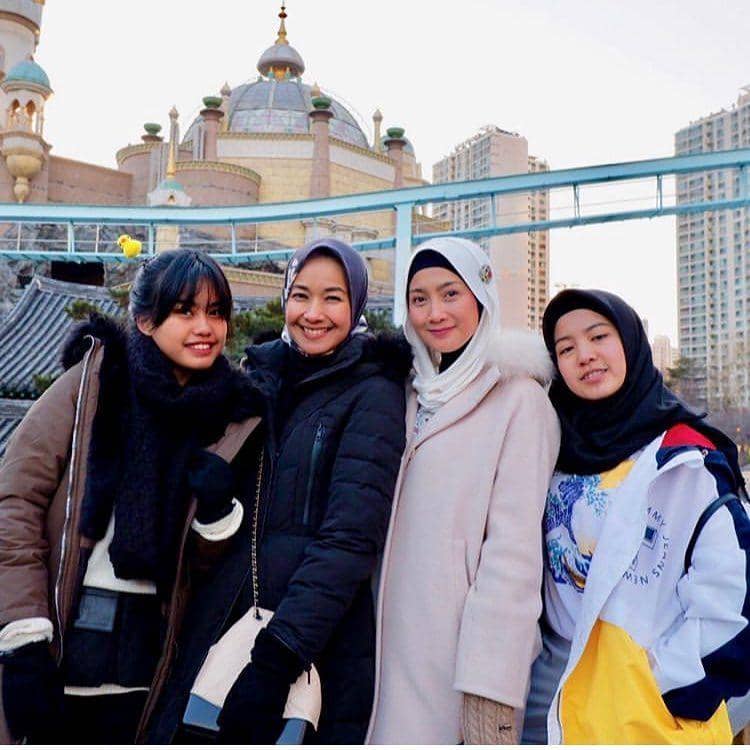 instagram.com/desyratnasarifans