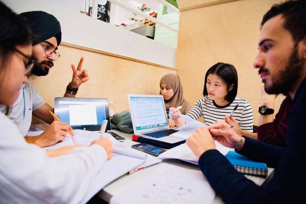 instagram.com/uva_amsterdam