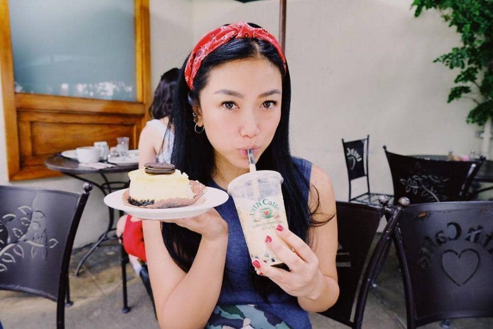 Instagram.com/vaniawibisono