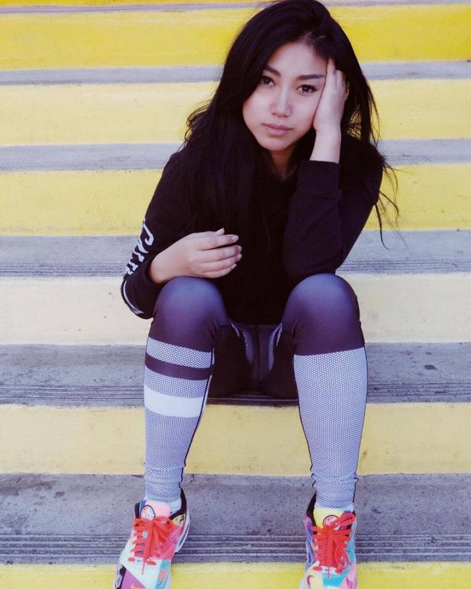 Instagram.com/vaniawibisono