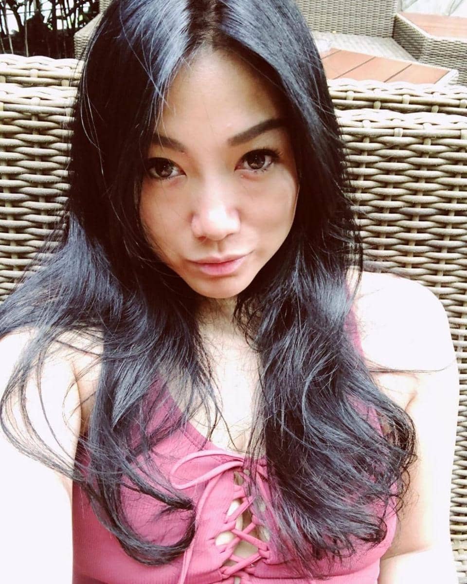 Instagram.com/vaniawibisono