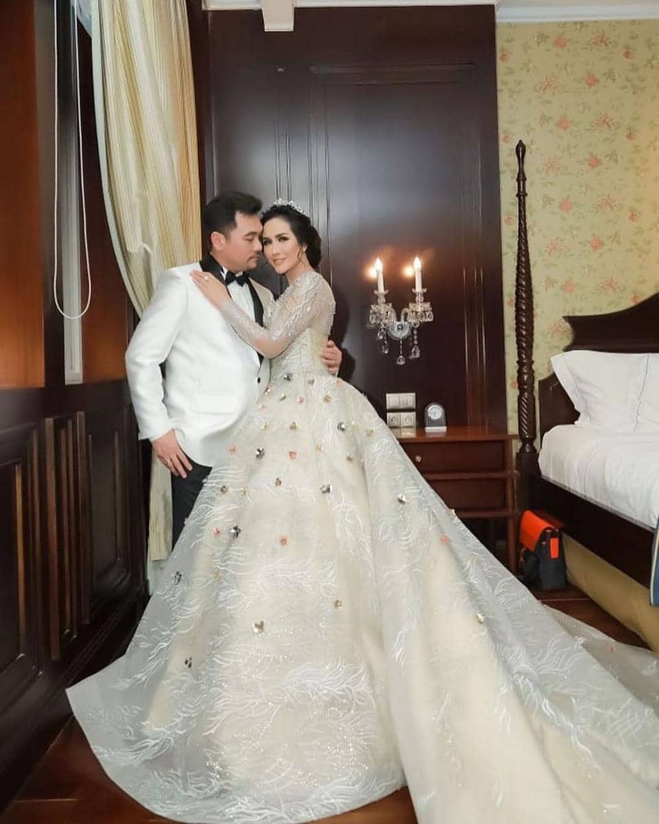 instagram.com/ratu_meta705