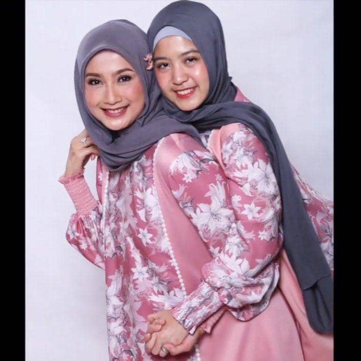 instagram.com/desyratnasarifans