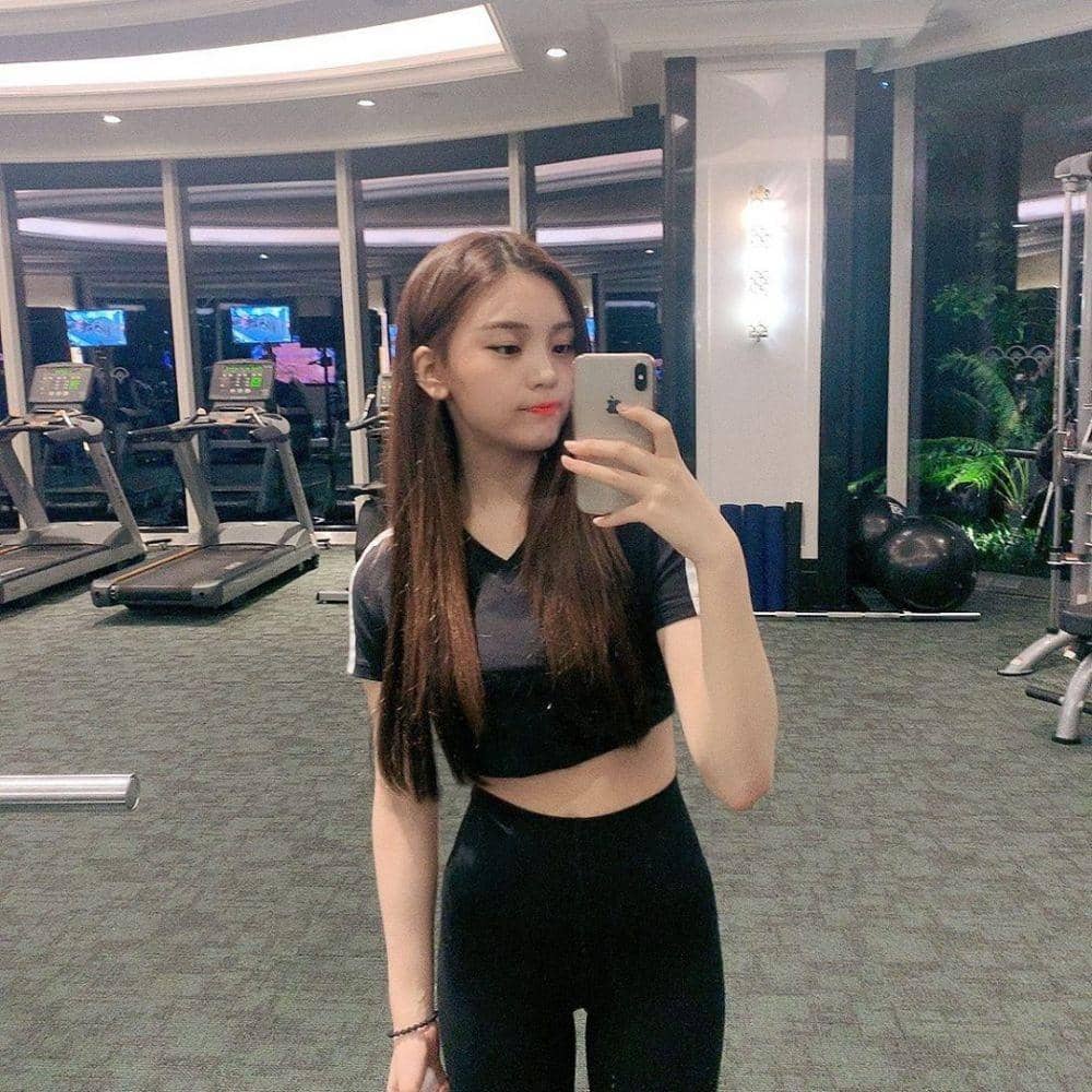 instagram.com/gfriendofficial