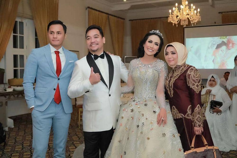 instagram.com/ratu_meta705