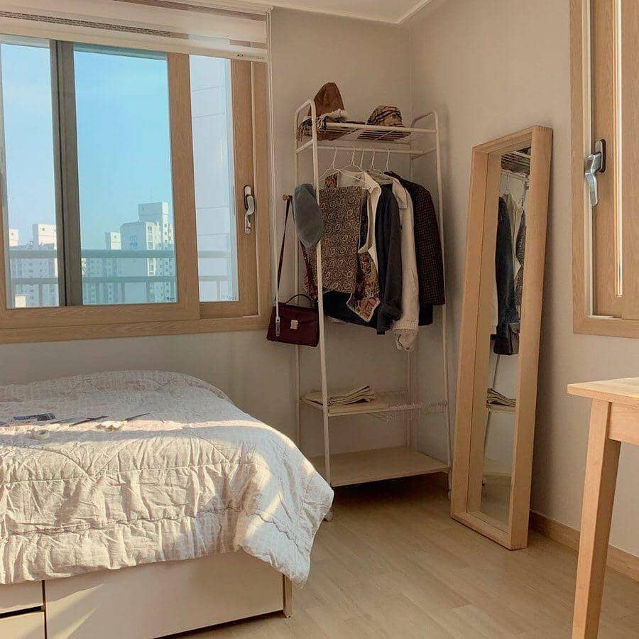 instagram.com/nanhaziniya