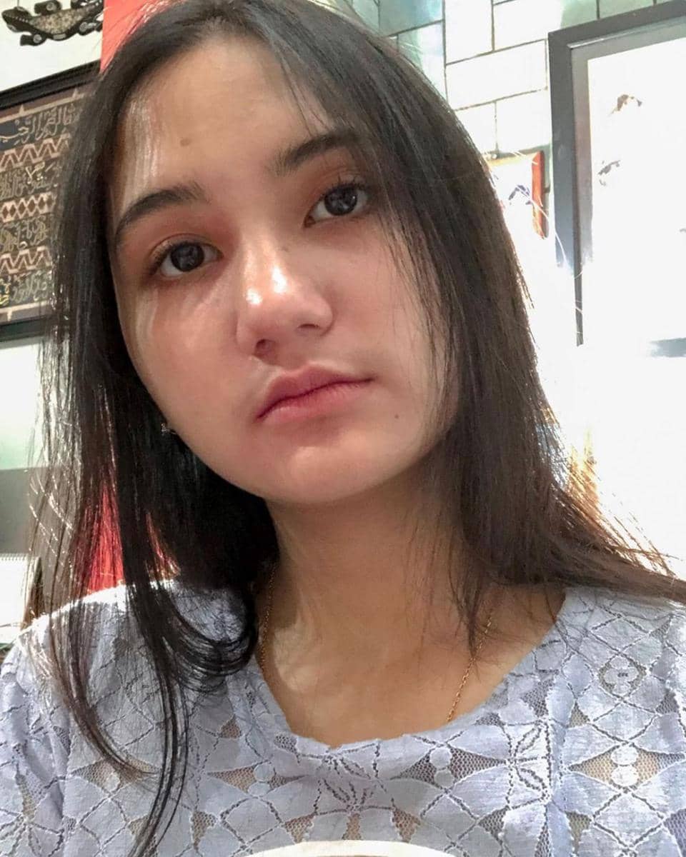 instagram.com/maureenbboo_