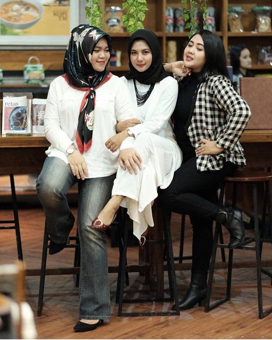 instagram.com/hikmanursyaa