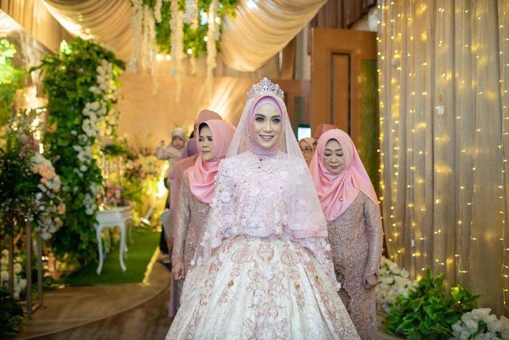 instagram.com/anisarahma_12